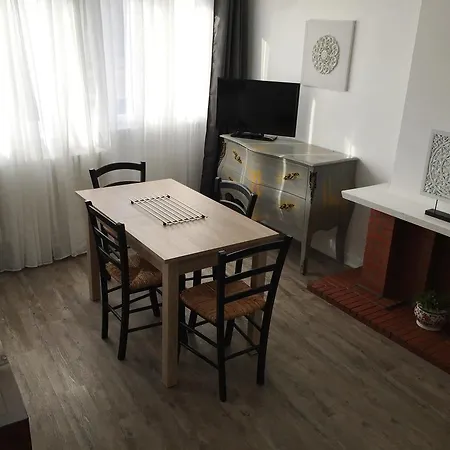 Résidence et Chambres d'Hôtes de La Porte d'Arras Douai Esterno foto
