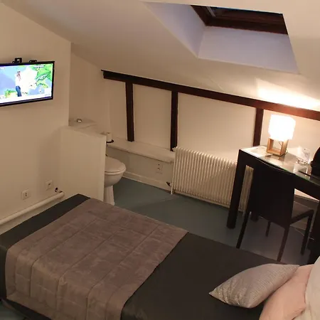 Résidence et Chambres d'Hôtes de La Porte d'Arras Douai Esterno foto