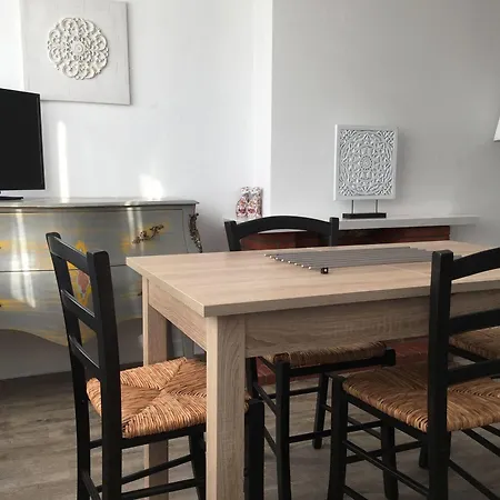 Résidence et Chambres d'Hôtes de La Porte d'Arras Douai Esterno foto