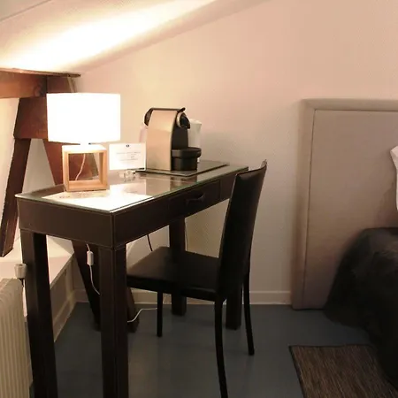 Résidence et Chambres d'Hôtes de La Porte d'Arras Douai Esterno foto