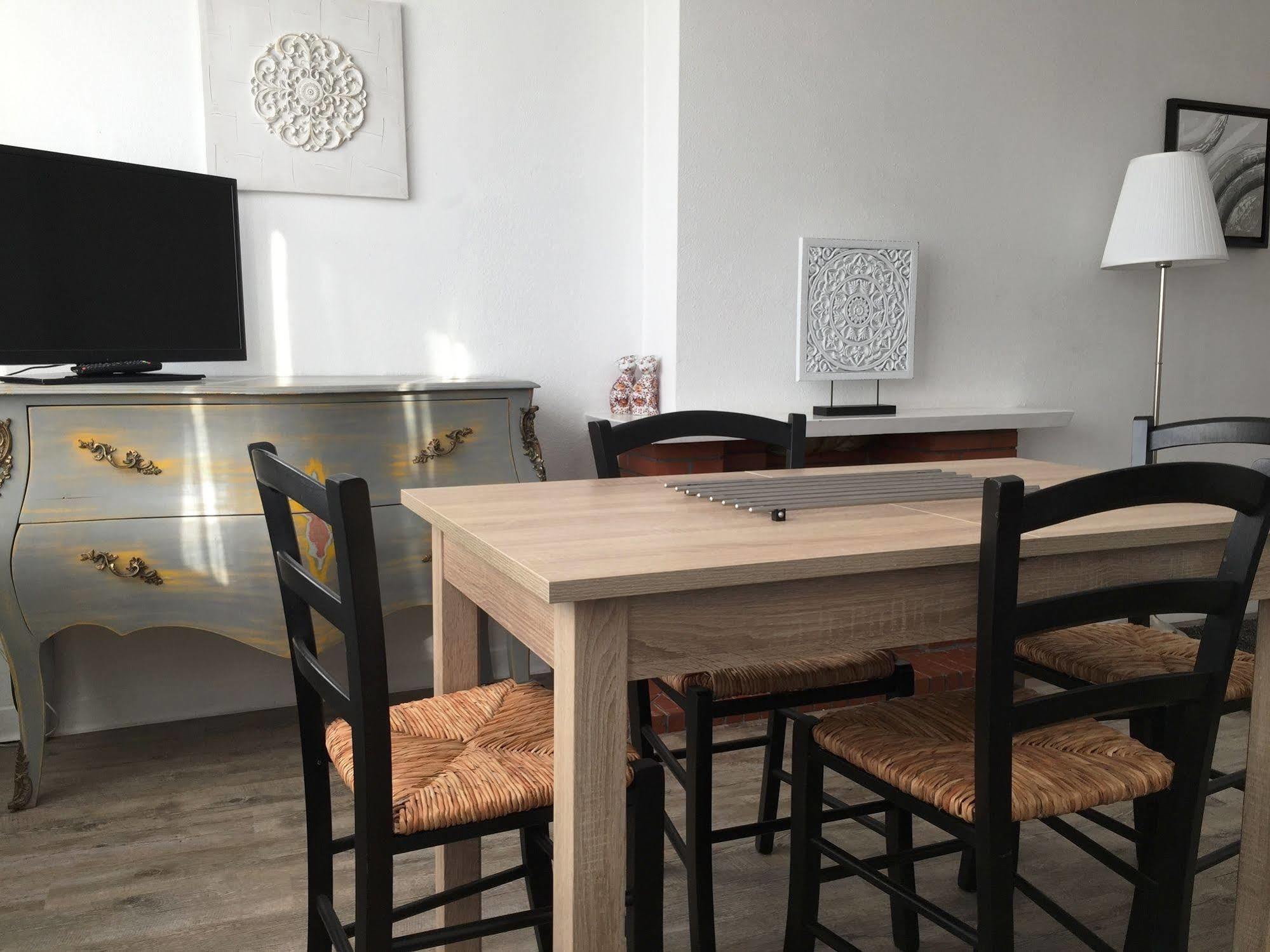 Bed & Breakfast Résidence Et D'hôtes De La Porte D'arras Douai