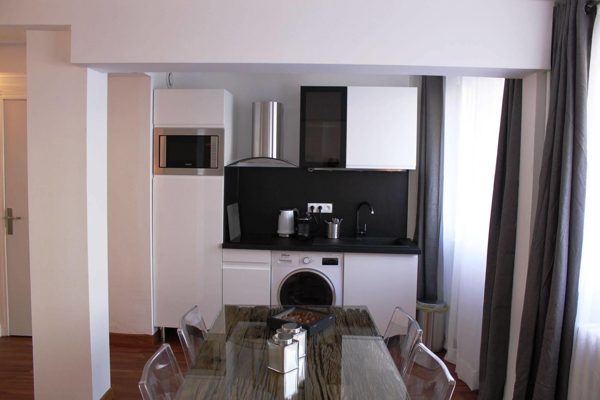 Bed & Breakfast Résidence Et D'hôtes De La Porte D'arras Douai